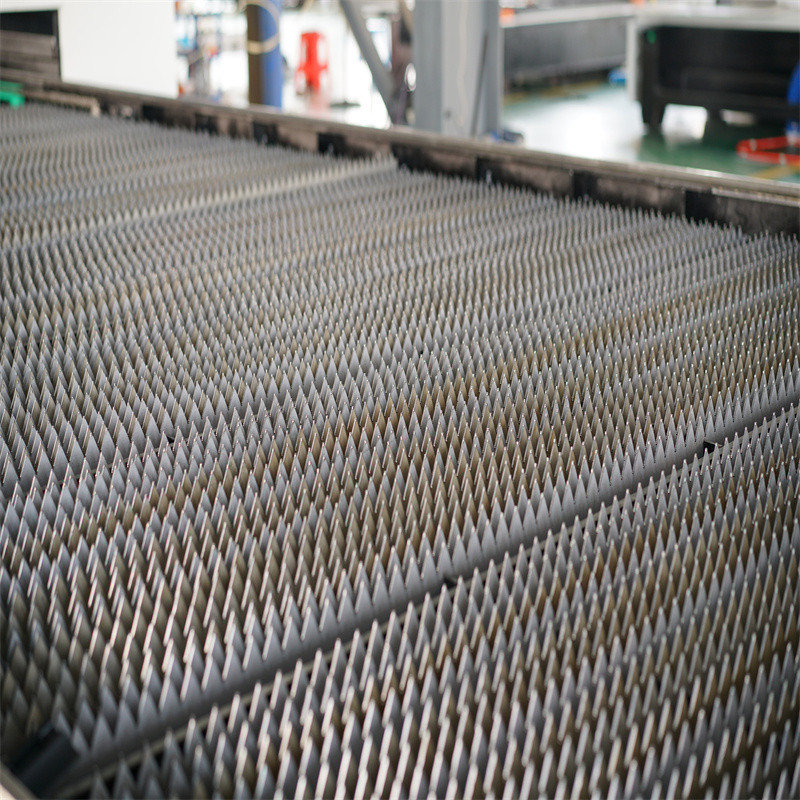Fiberlaserskjæremaskin 1000 2000 3000w for stål kobber aluminium