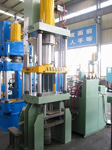 Metallhullsmaskineri Dyptrekking 100 tonn fire kolonner hydraulisk pressemaskin